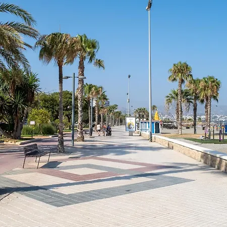 Nuria Apartament Torre Del Mar